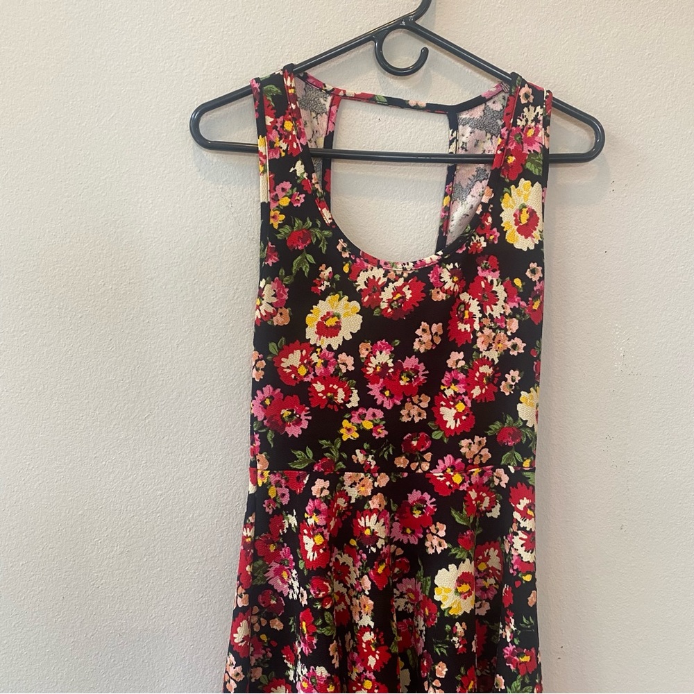 Banana Lemon Casual Mini Dress Size Small - Picture 3 of 9